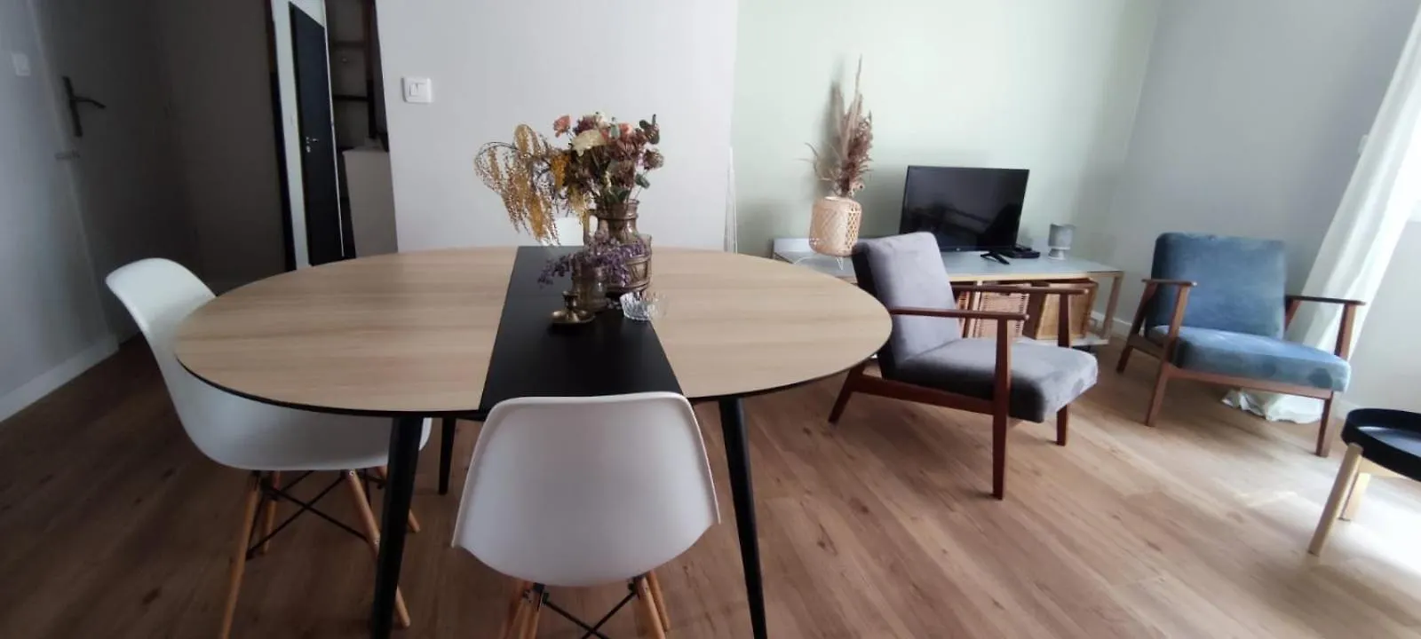 Charmant Appart, 6 Pers Centre Ville Touristique Toulon Apartman