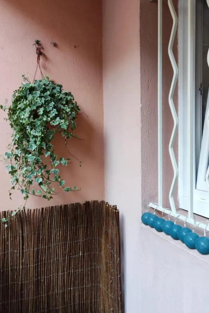 Charmant Appart, 6 Pers Centre Ville Touristique Tolone Appartamento